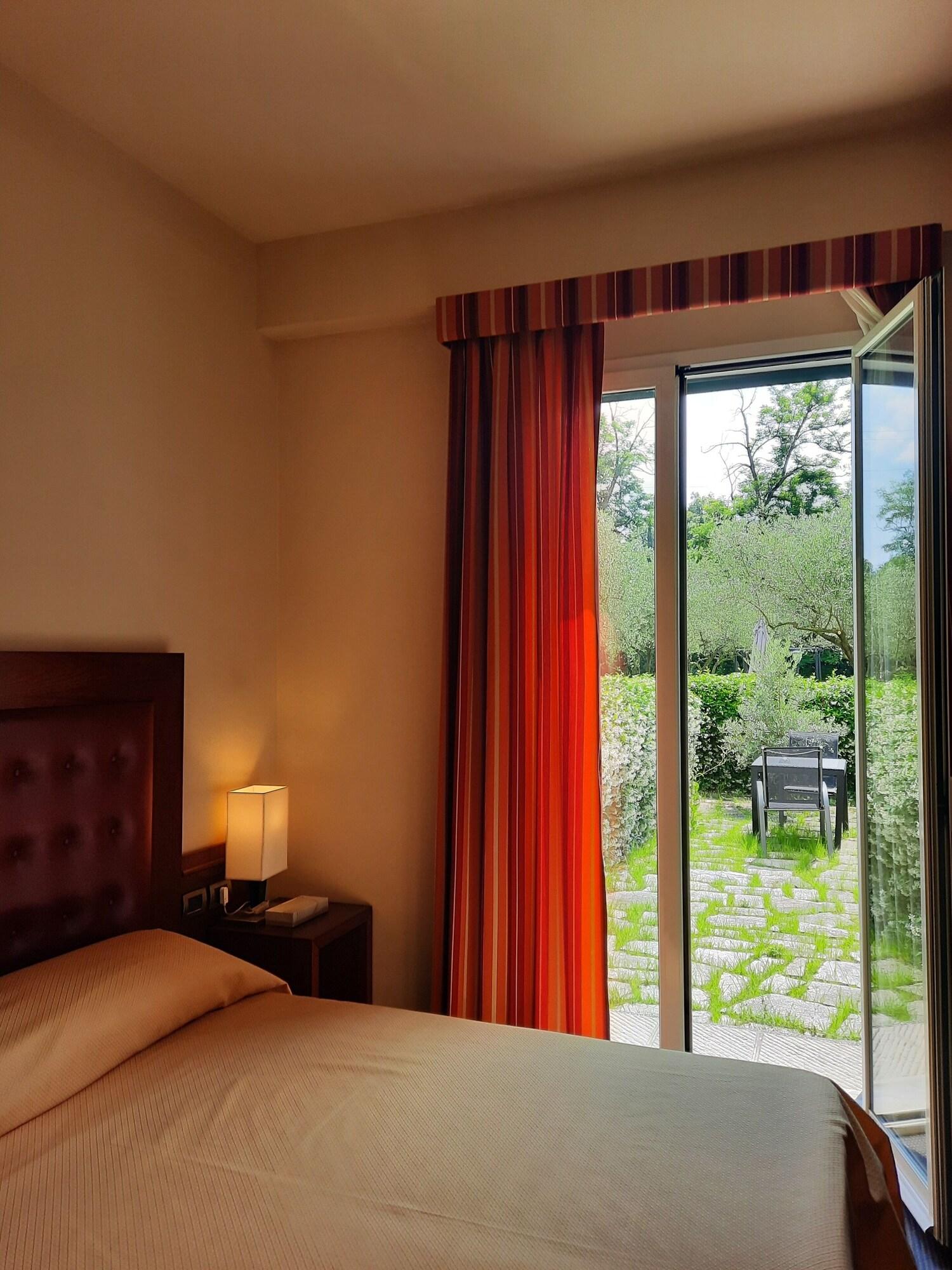 Santa Caterina Park Hotel Sarzana Esterno foto