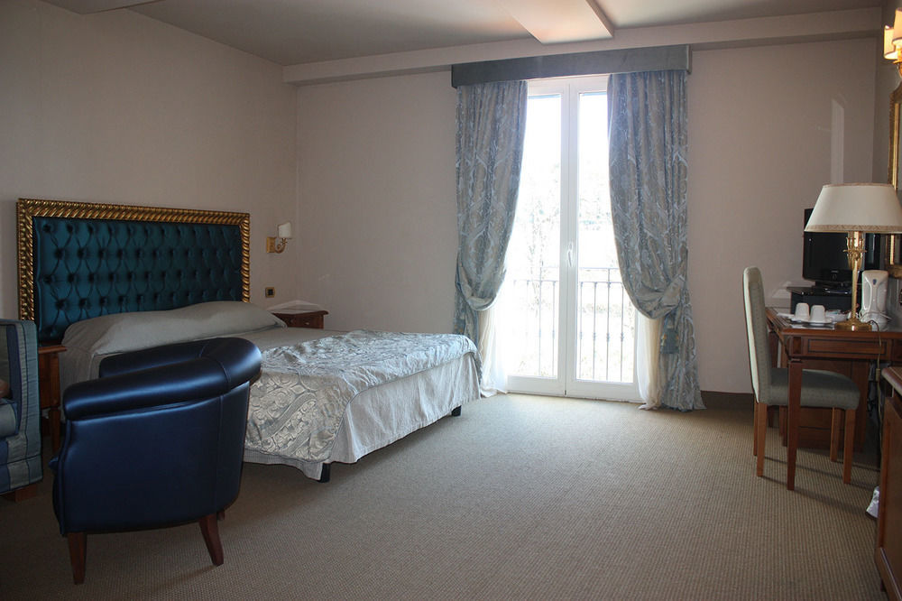 Santa Caterina Park Hotel Sarzana Esterno foto