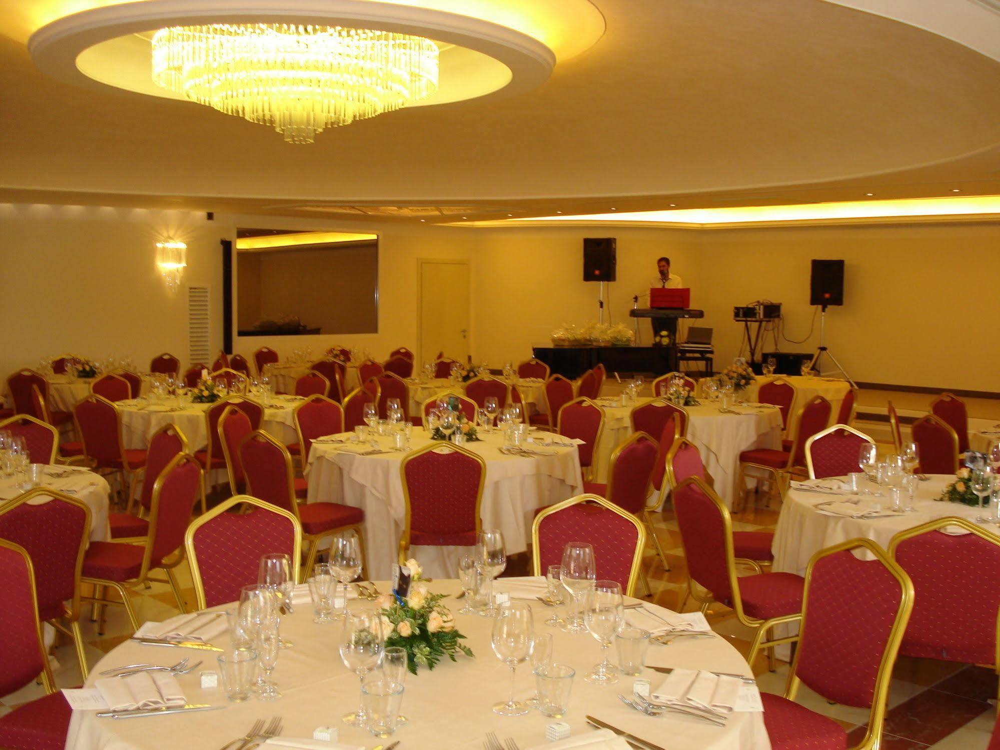 Santa Caterina Park Hotel Sarzana Esterno foto