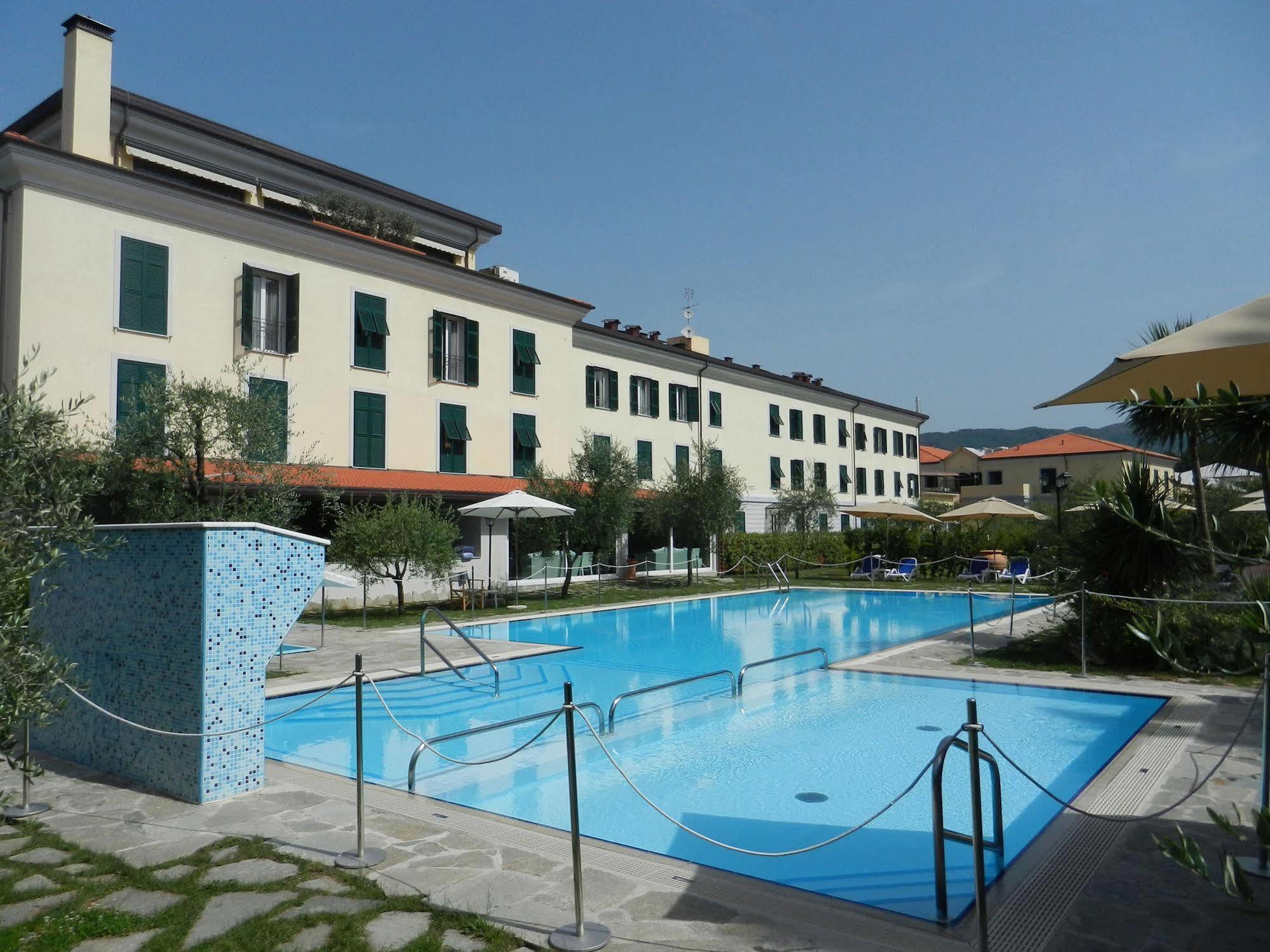 Santa Caterina Park Hotel Sarzana Esterno foto